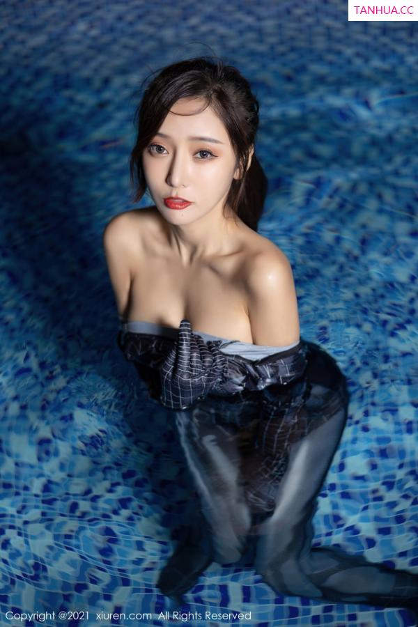 王馨瑶  [XiuRen]高清写真图 2021.10.11 No.4046 王馨瑶yanni第31张图片